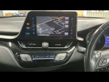 Used Toyota C-HR 2018 for sale - 74893557: Photo