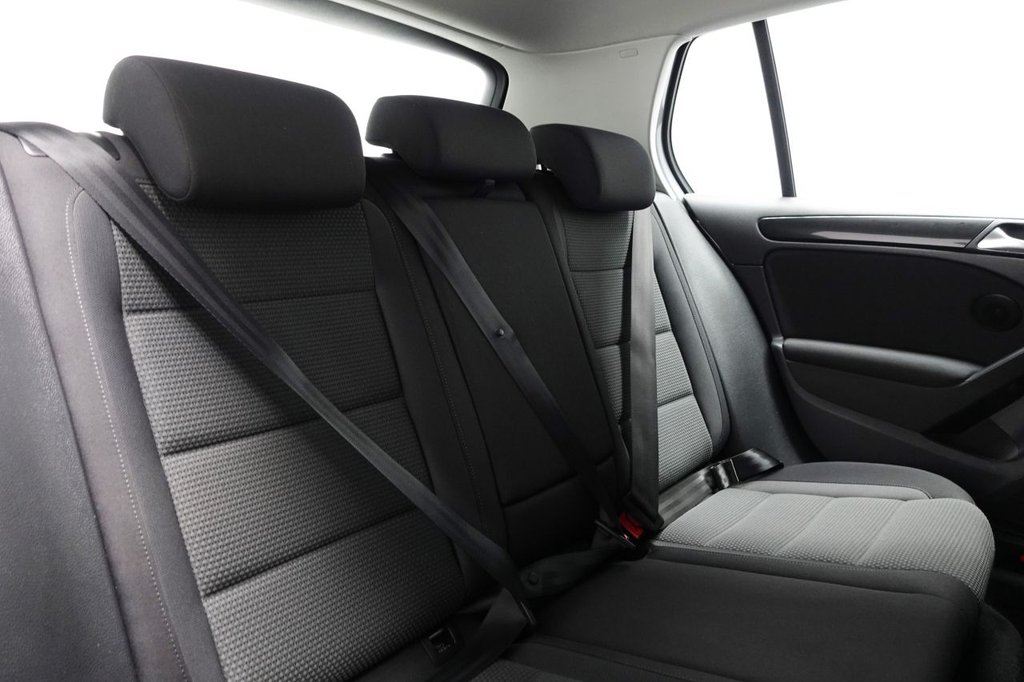 Used Volkswagen Golf 2012 for sale - 76385908: Photo 18