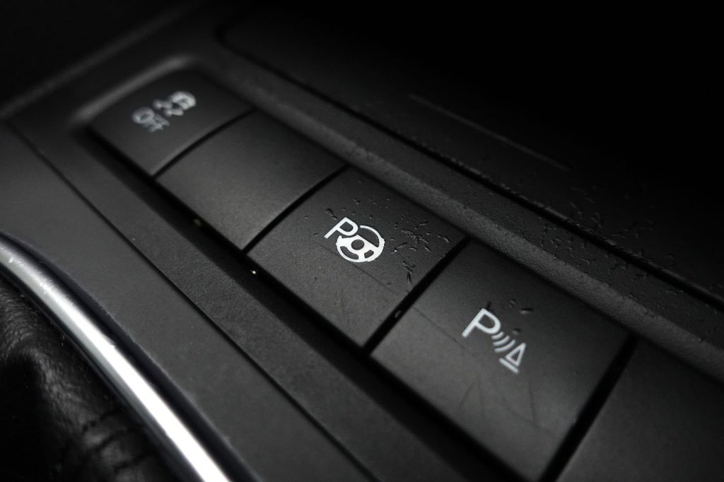 Used Volkswagen Golf 2012 for sale - 76385908: Photo 35