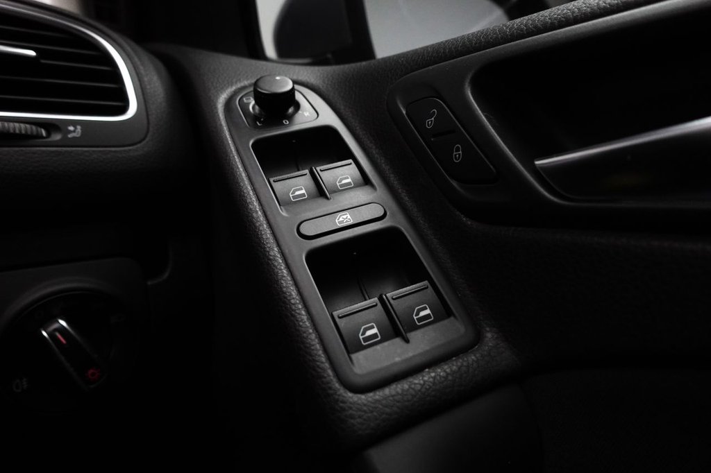 Used Volkswagen Golf 2012 for sale - 76385908: Photo 40