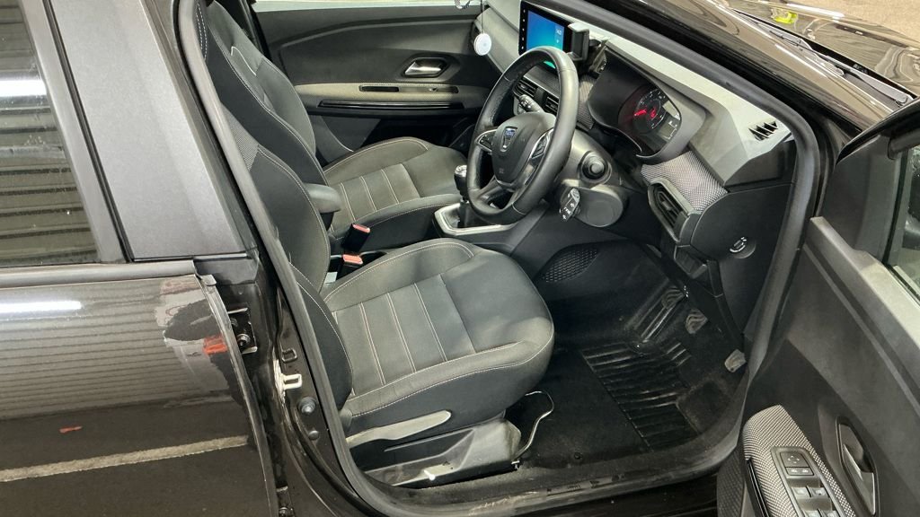 Used Dacia Jogger 2022 for sale - 76923806: Photo 2