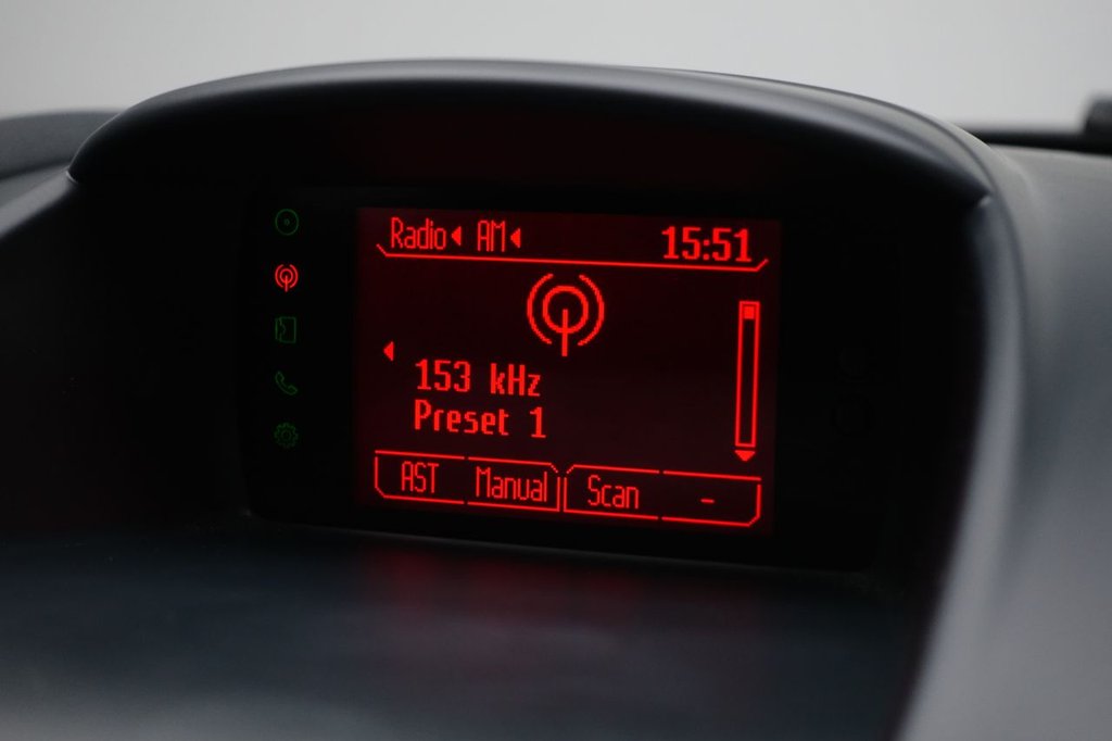 Used Ford Fiesta 2012 for sale - 76617856: Photo 24