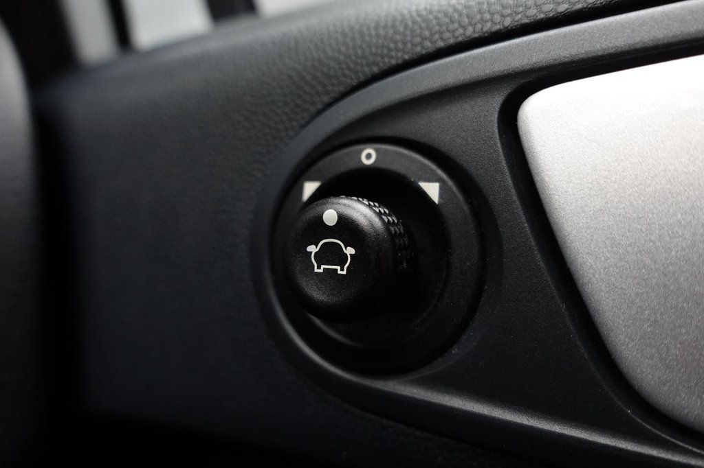 Used Ford Fiesta 2012 for sale - 76617856: Photo 42