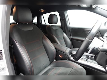 Used Mercedes-Benz GLA 2021 for sale - 79584729: Photo
