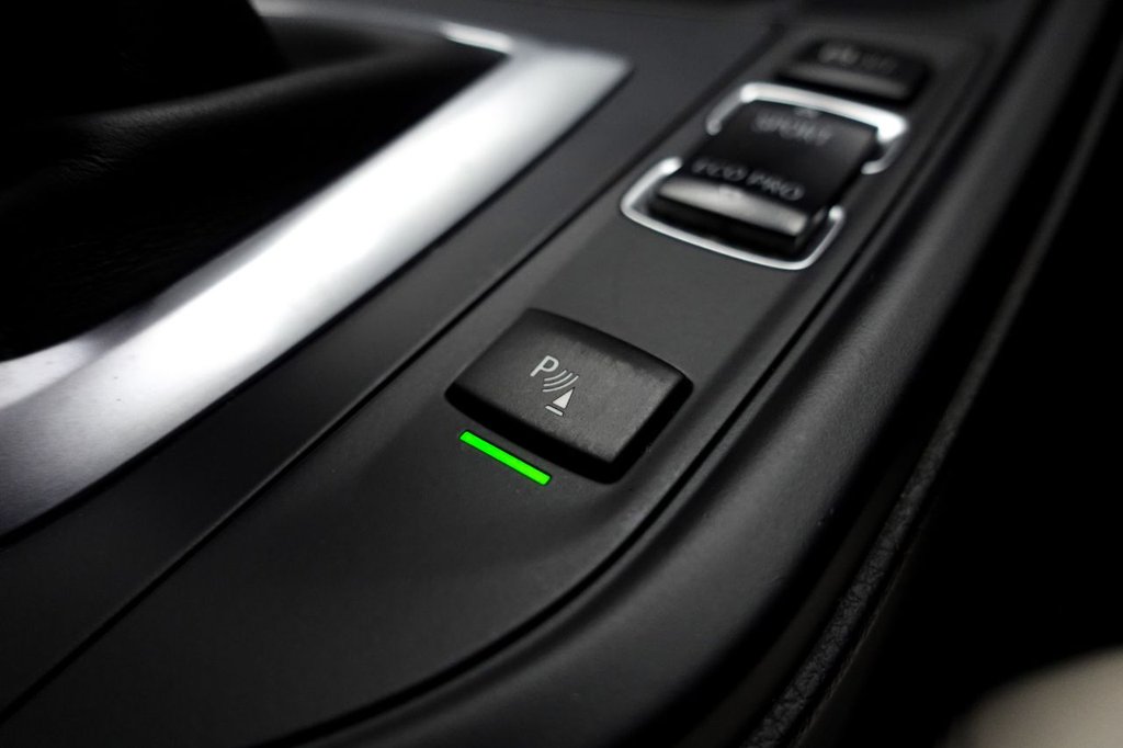 Used BMW 4 Series 2017 for sale - 77669022: Photo 38