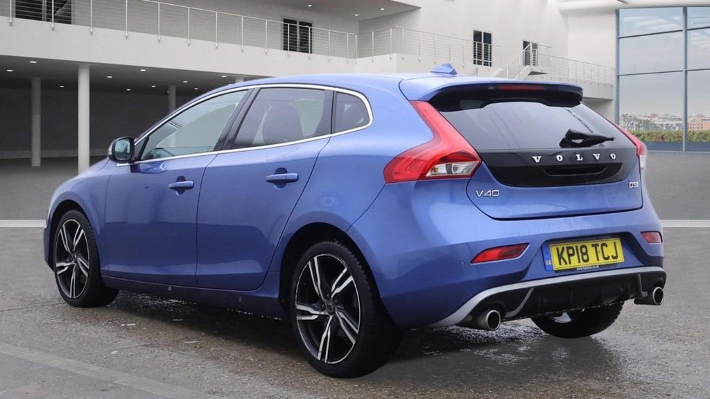 Used Volvo V40 2018 for sale - 77037820: Photo 6
