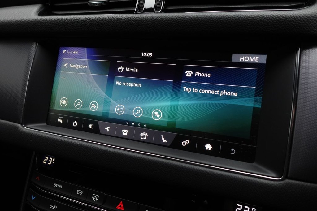 Used Jaguar XF 2018 for sale - 76430322: Photo 38