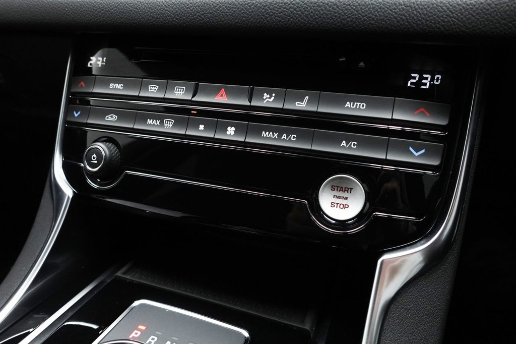 Used Jaguar XF 2018 for sale - 76430322: Photo 45