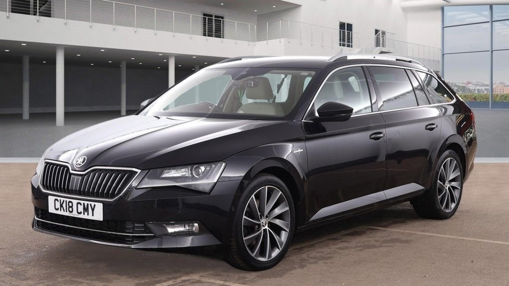 Used Skoda Superb 2018 for sale - 77835853: Photo 4