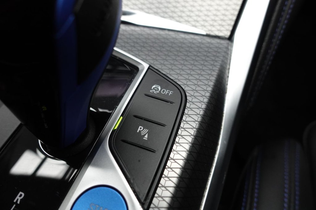 Used BMW i4 2022 for sale - 77188307: Photo 39