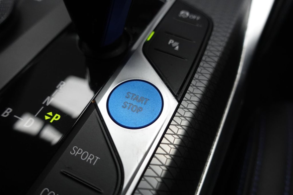 Used BMW i4 2022 for sale - 77188307: Photo 40