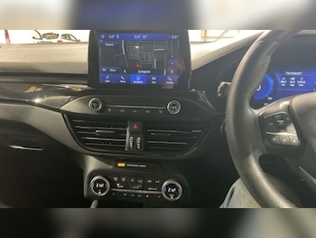 Used Ford Focus 2020 for sale - 78153895: Photo