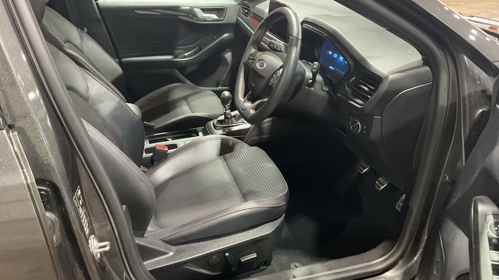 Used Ford Focus 2020 for sale - 78153895: Photo 3