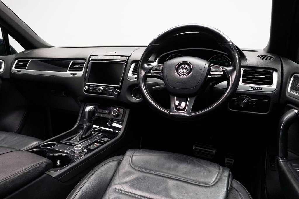 Used Volkswagen Touareg 2017 for sale - 75960659: Photo 21