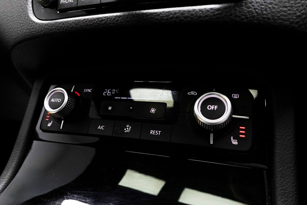 Used Volkswagen Touareg 2017 for sale - 75960659: Photo 39