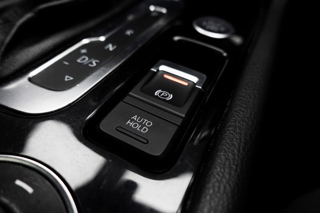 Used Volkswagen Touareg 2017 for sale - 75960659: Photo 48