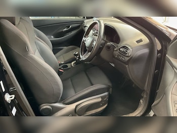 Used Hyundai i30 2021 for sale - 76632402: Photo