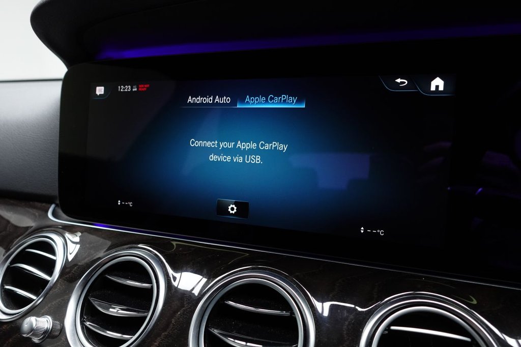 Used Mercedes-Benz E Class 2021 for sale - 76841427: Photo 38