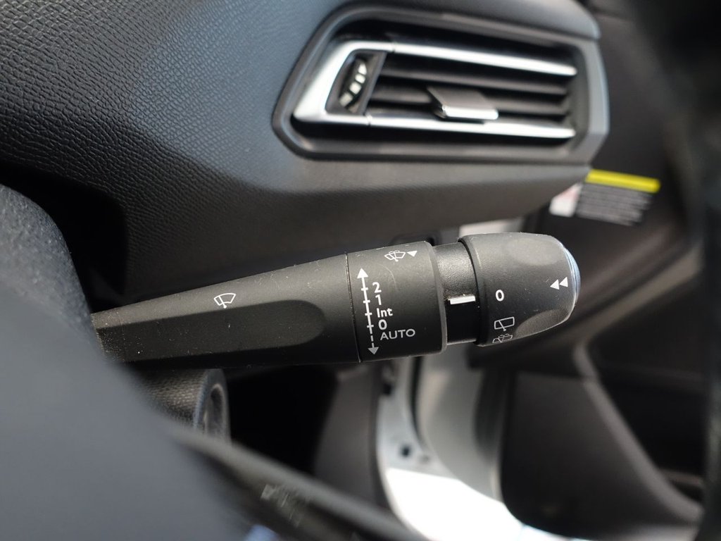 Used Peugeot 308 2016 for sale - 77026991: Photo 32