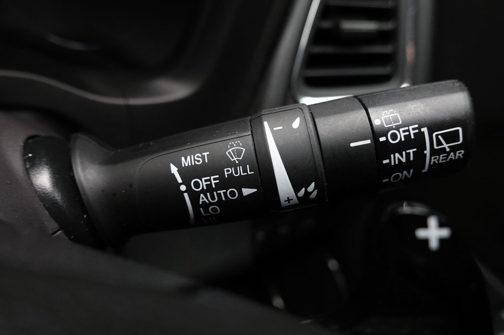 Used Honda HR-V 2018 for sale - 77092160: Photo 40