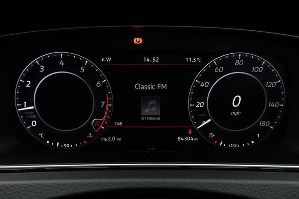 Used Volkswagen Golf 2018 for sale - 76223509: Photo 27