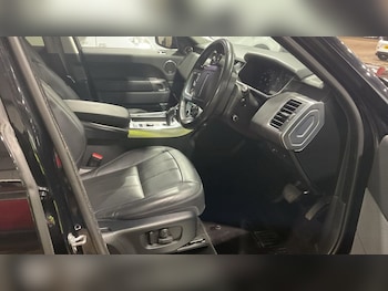 Used Land Rover Range Rover Sport 2019 for sale - 76973759: Photo