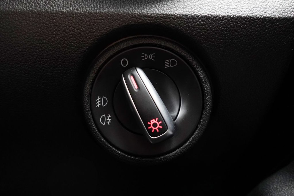 Used Volkswagen up! 2015 for sale - 75877184: Photo 33