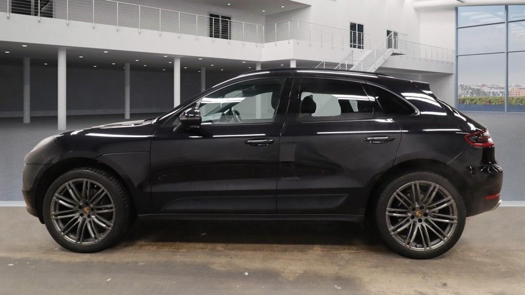 Used Porsche Macan 2018 for sale - 77452171: Photo 11