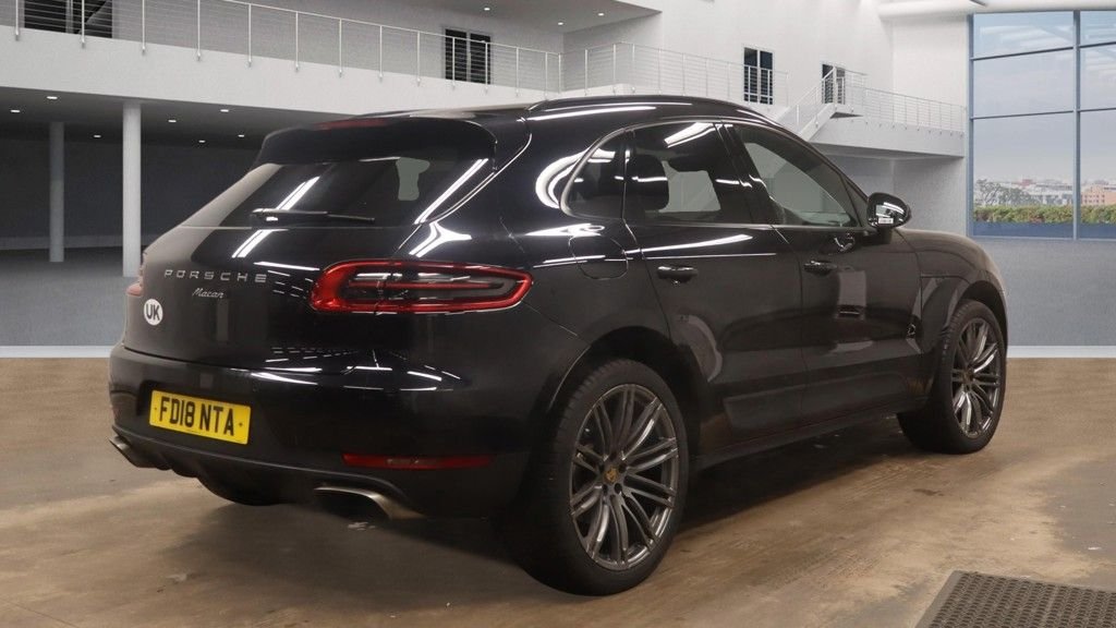 Used Porsche Macan 2018 for sale - 77452171: Photo 8