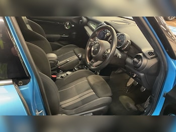 Used MINI Hatch 2019 for sale - 77089175: Photo