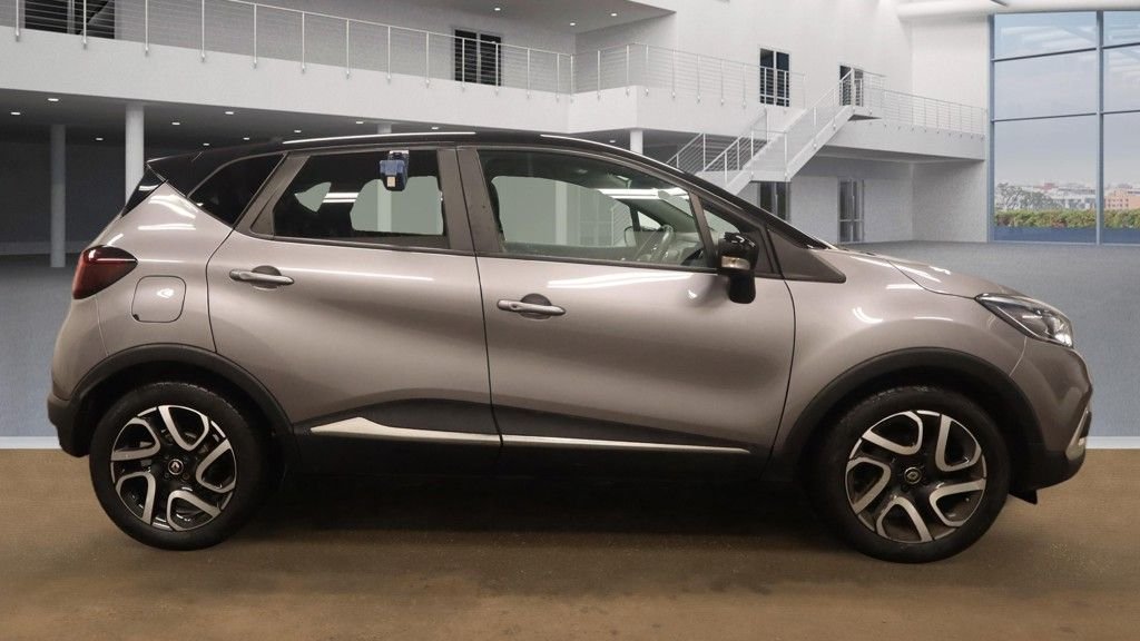 Used Renault Captur 2019 for sale - 76973573: Photo 9