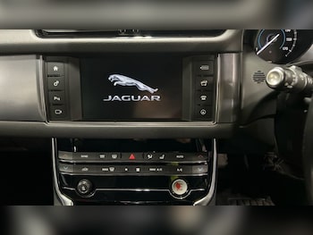 Used Jaguar XF 2018 for sale - 76496505: Photo