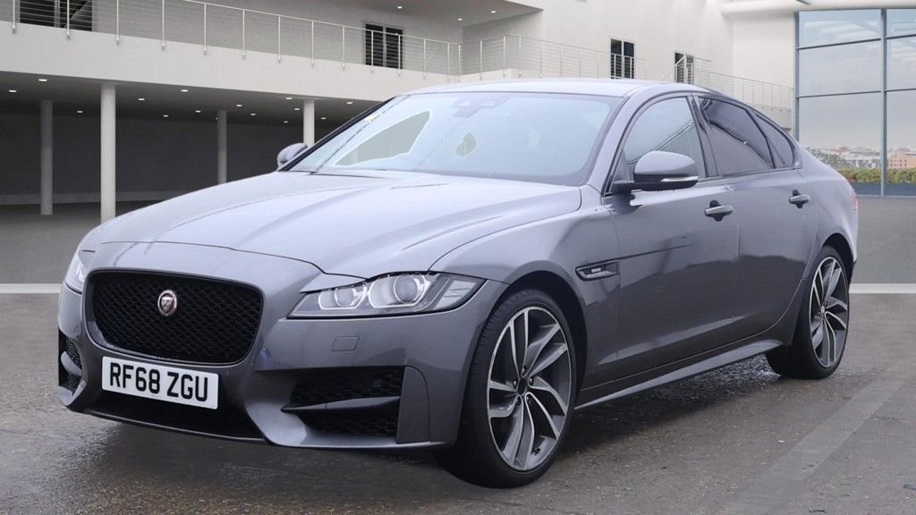 Used Jaguar XF 2018 for sale - 76496505: Photo 5