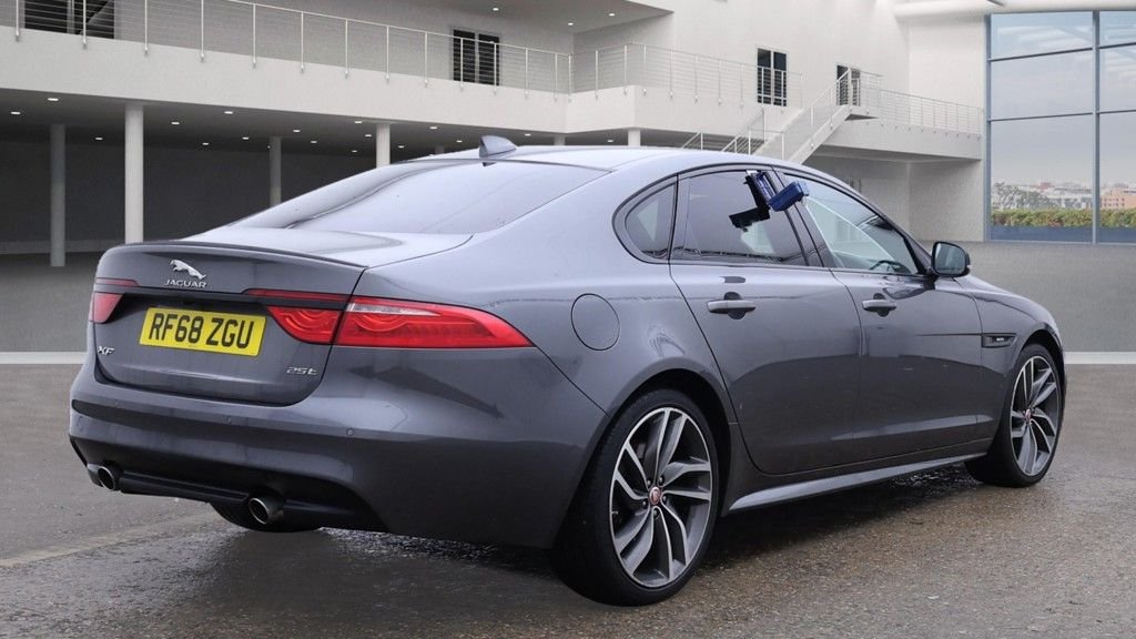 Used Jaguar XF 2018 for sale - 76496505: Photo 8