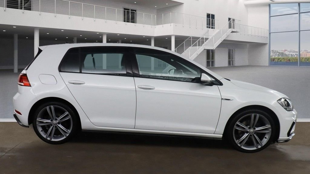 Used Volkswagen Golf 2019 for sale - 76570523: Photo 9