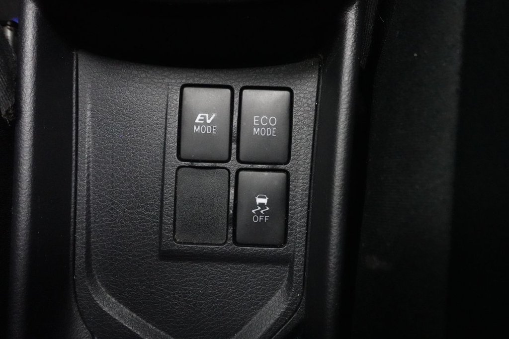 Used Toyota Yaris 2019 for sale - 77408160: Photo 35