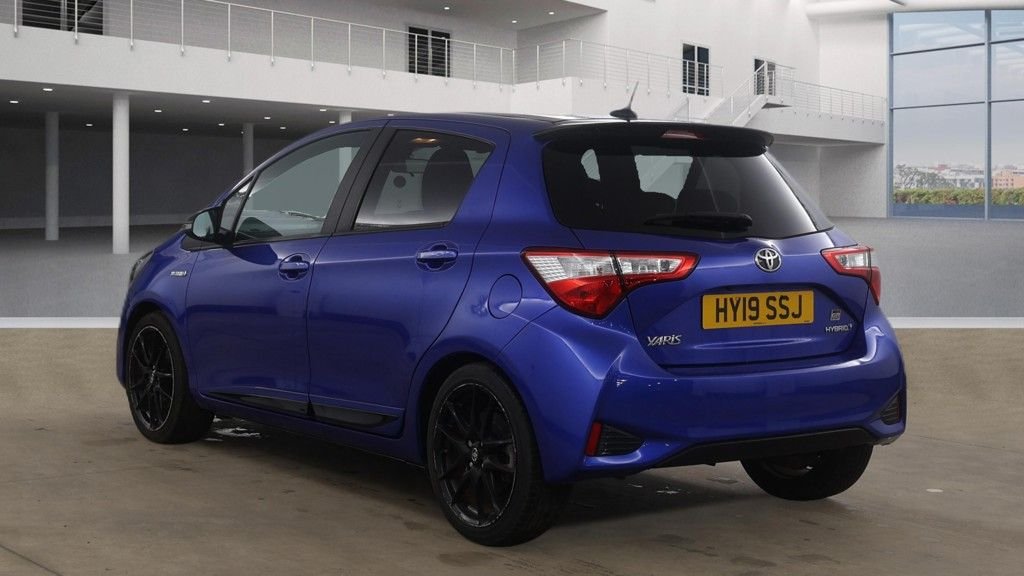 Used Toyota Yaris 2019 for sale - 77408160: Photo 4