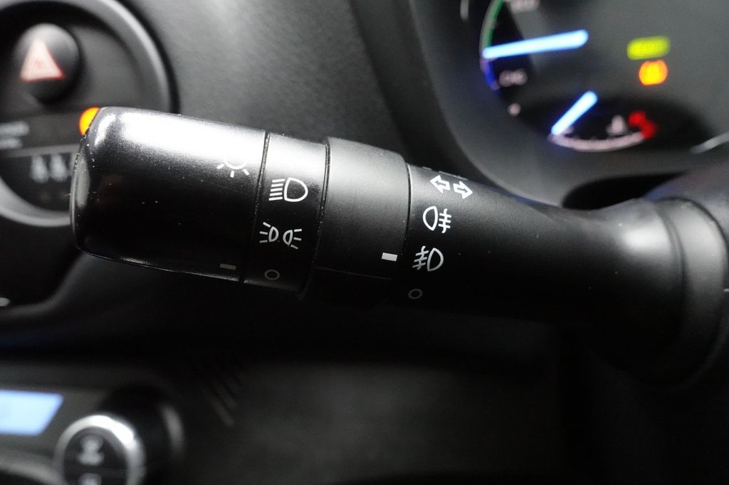 Used Toyota Yaris 2019 for sale - 77408160: Photo 41