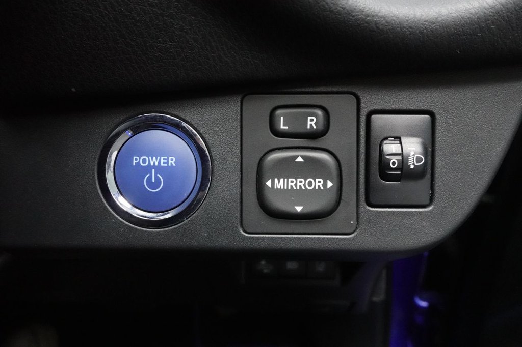 Used Toyota Yaris 2019 for sale - 77408160: Photo 44