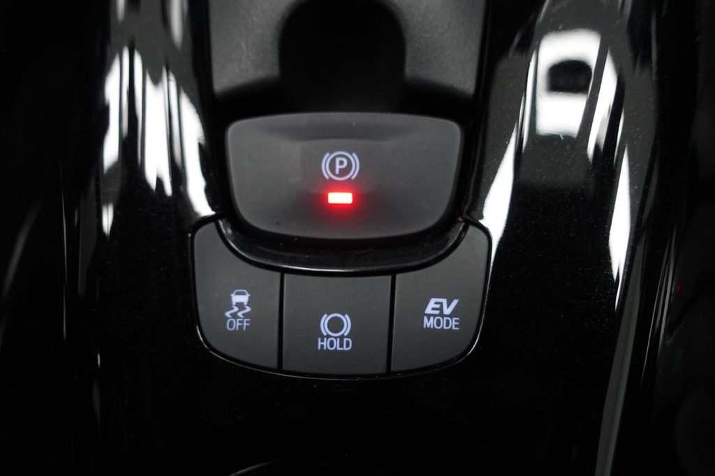 Used Toyota C-HR 2018 for sale - 77227328: Photo 33