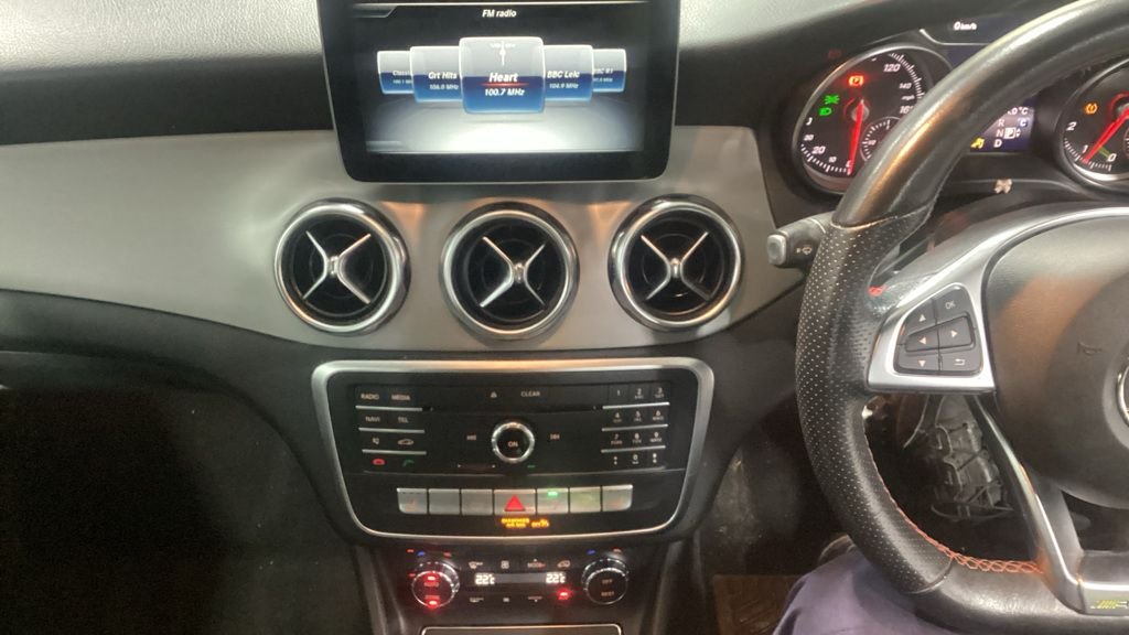 Used Mercedes-Benz GLA 2020 for sale - 77037853: Photo 3