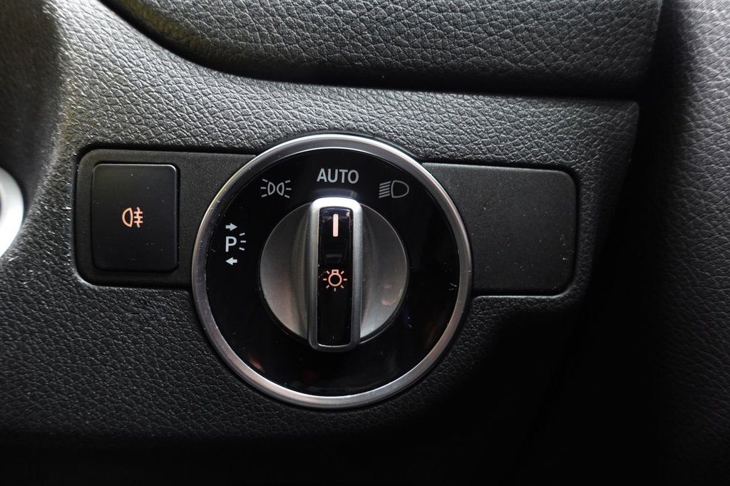 Used Mercedes-Benz GLA 2020 for sale - 77037853: Photo 44