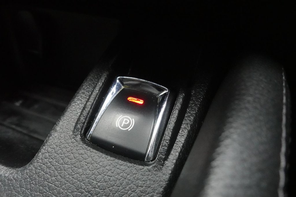 Used Nissan Qashqai 2016 for sale - 77110843: Photo 30