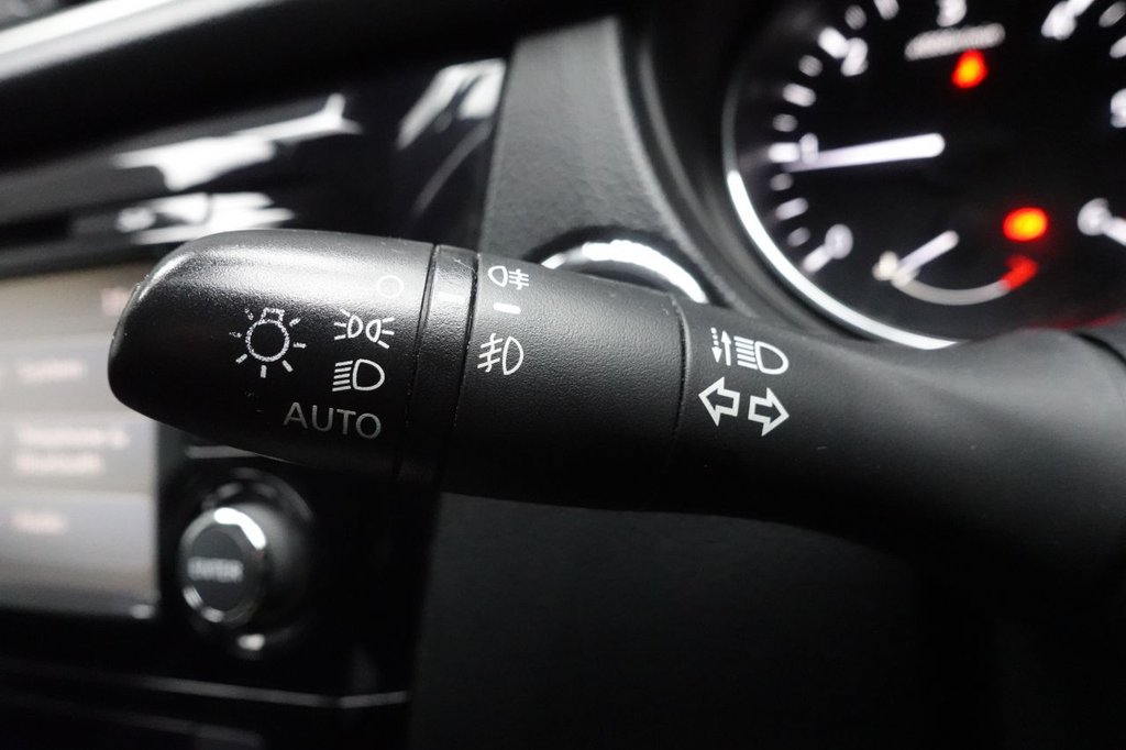 Used Nissan Qashqai 2016 for sale - 77110843: Photo 39