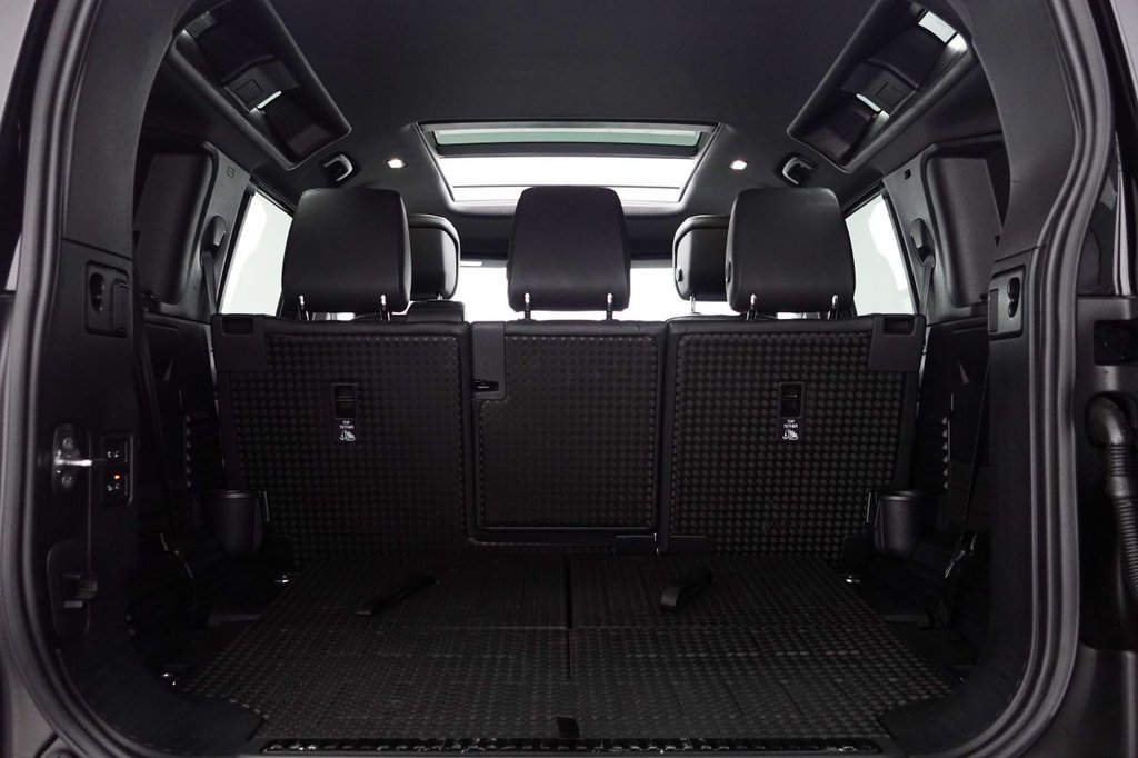 Used Land Rover Defender 110 2022 for sale - 76338525: Photo 15