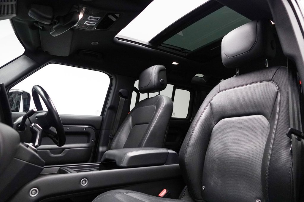 Used Land Rover Defender 110 2022 for sale - 76338525: Photo 18