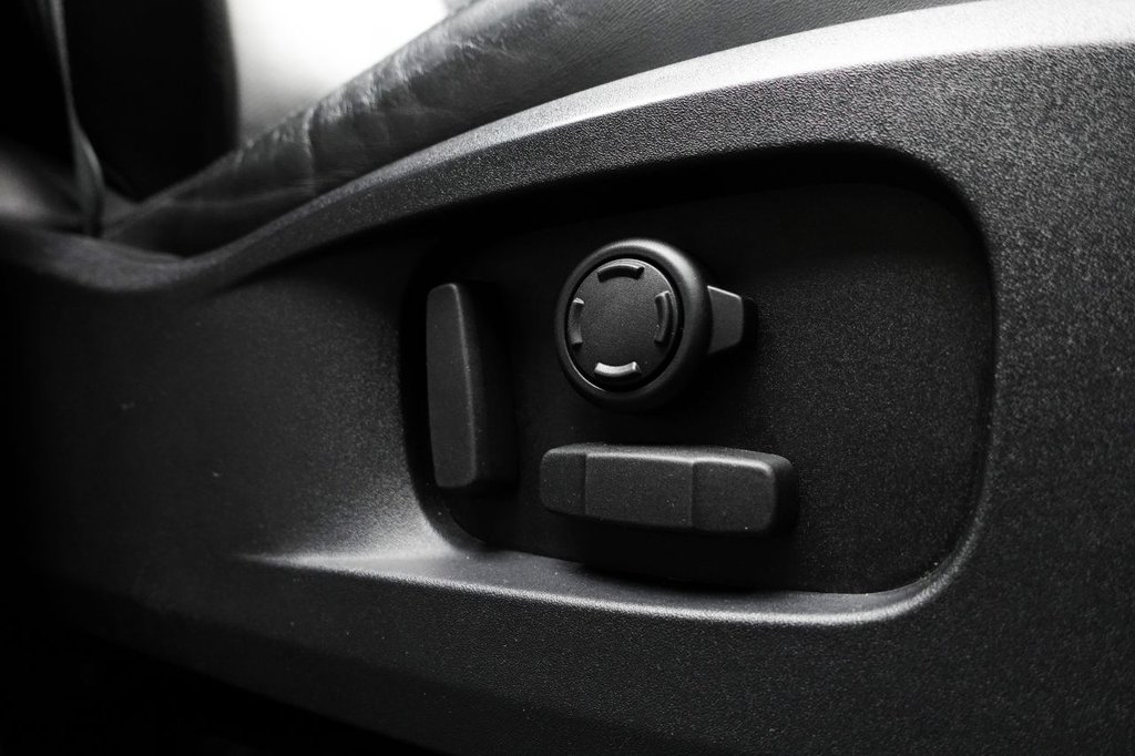 Used Land Rover Defender 110 2022 for sale - 76338525: Photo 20