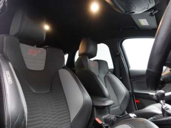 Used Ford Focus 2015 for sale - 74607392: Photo