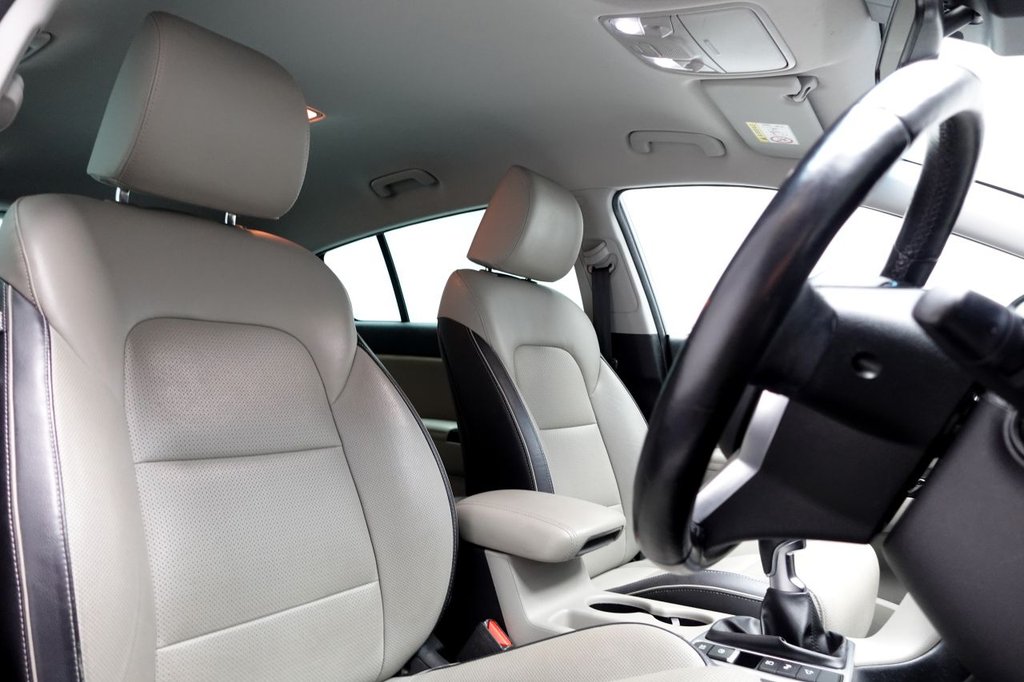 Used Kia Sportage 2020 for sale - 76132268: Photo 2