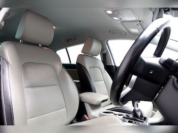 Used Kia Sportage 2020 for sale - 76132268: Photo 2